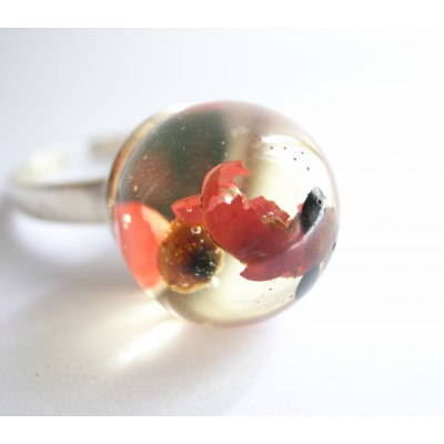 RESIN RING WITH PINK PEPER SILVER 925
