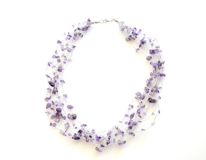 Handmade_necklace_amethyst_crochet_wire_purple